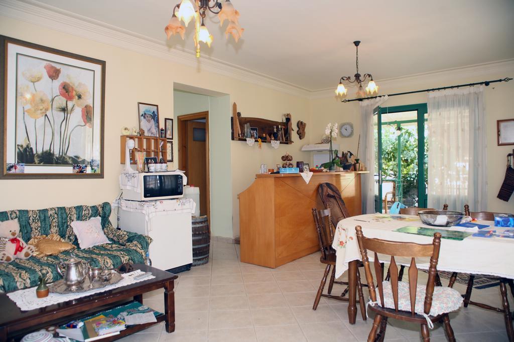 Lenia Studios กาลามิตซี ภายนอก รูปภาพ